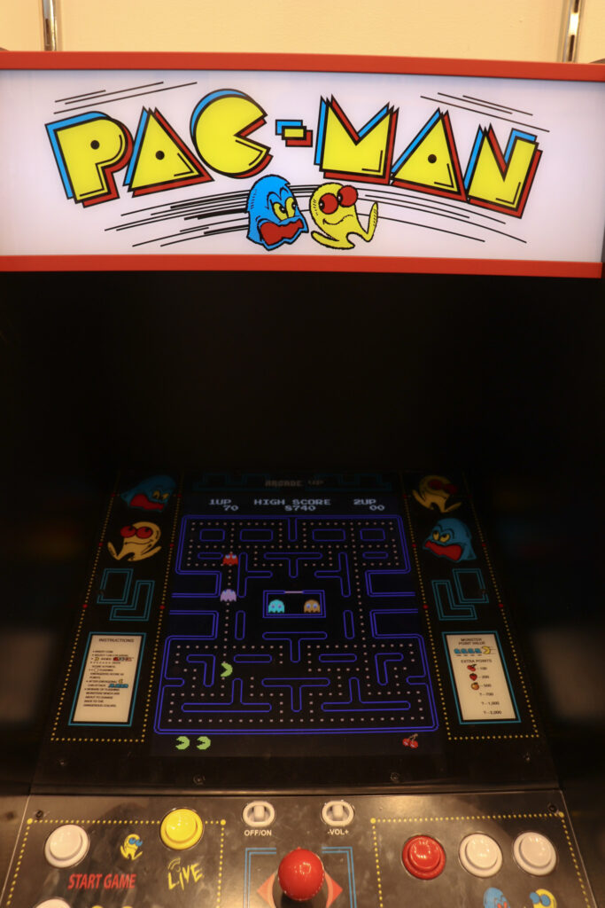 reshop pacman arcade game