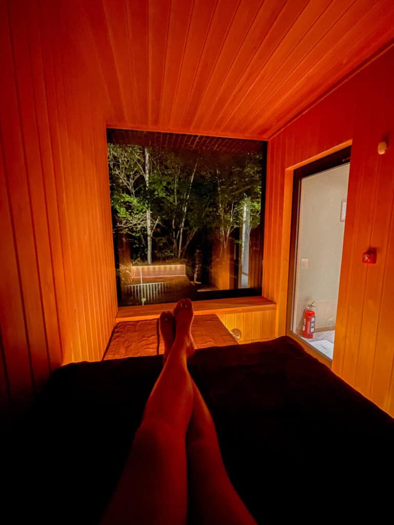 private sauna at night suigan