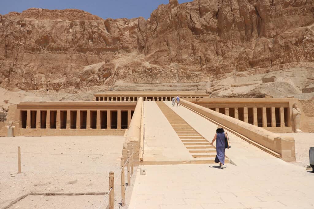 hatshepsut temple entrance