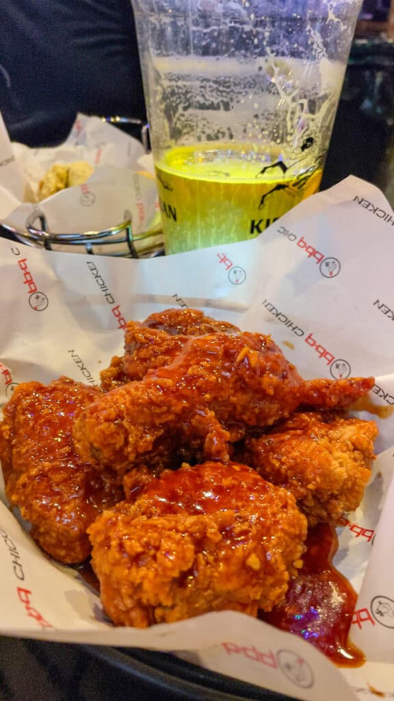 korean fried chicken from bbq chicken